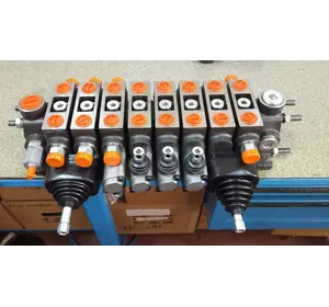 Гидрораспределитель пропорциональный 8 секций 8PC100 Badestnost с джойстиками + 2 антишока. Вместе выгоднее Гидрораспределитель пропорциональный 8 секций 8PC100 Badestnost с джойстиками + 2 антишока. Вместе выгоднее