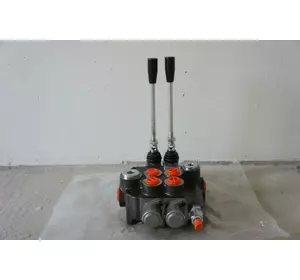 Гидрораспределитель двухсекционный Р40 Badestnost с фиксацией 1 золотника Гидрораспределитель двухсекционный Р40 Badestnost с фиксацией 1 золотника