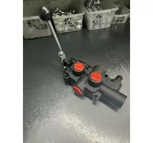 Гидрораспределитель для дровокола, колуна Р81 А2G с автовозвратом рычага Корея Гидрораспределитель для дровокола, колуна Р81 А2G с автовозвратом рычага Корея