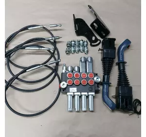 Гидрораспределитель Р40 4 секции с плавающими золотниками на тросах, на джойстиках, штуцера Гидрораспределитель Р40 4 секции с плавающими золотниками на тросах, на джойстиках, штуцера