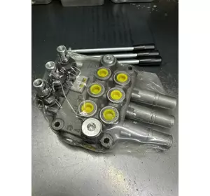 Гидрораспределитель GMS GM08/3 45-60 л/мин 3 секционный с плавающим на 3 секциях. Премиум Гидрораспределитель GMS GM08/3 45-60 л/мин 3 секционный с плавающим на 3 секциях. Премиум