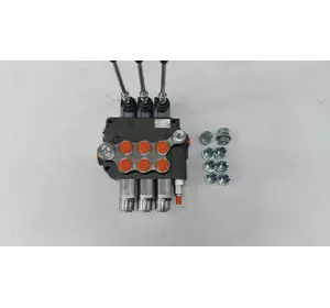 Гидрораспределитель 3 секции Р80 Badestnost 80 л/мин с плавающим положением L13 на 1 секцию на МТЗ, ЮМЗ, Т40 Гидрораспределитель 3 секции Р80 Badestnost 80 л/мин с плавающим положением L13 на 1 секцию на МТЗ, ЮМЗ, Т40