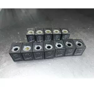 Соленоид CAMOZZI U77 DC 12V 3,1W 27,5 х 22 х 29,5 мм Соленоид CAMOZZI U77 DC 12V 3,1W 27,5 х 22 х 29,5 мм