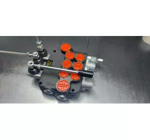 Гидрораспределитель 3Р80 3 секционный 80-100 л/мин Корея Гидрораспределитель 3Р80 3 секционный 80-100 л/мин Корея