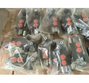 Гидрораспределитель односекционный Р35 A8 GKZ1 с фиксацией рычага Болгария Badestnost для дровокола и колуна Гидрораспределитель односекционный Р35 A8 GKZ1 с фиксацией рычага Болгария Badestnost для дровокола и колуна