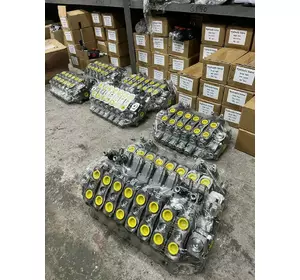 Гидрораспределитель GMS 80L GS10/6 90л/мин 6 секционный с джойстиками на манипулятор Гидрораспределитель GMS 80L GS10/6 90л/мин 6 секционный с джойстиками на манипулятор