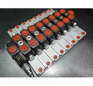 Гідророзподільник SD8 з гідрокеруванням 8 секцій 90 л/хв Гідророзподільник SD8 з гідрокеруванням 8 секцій 90 л/хв