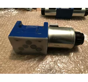 Гідророзподільник преміумкласу Plasser&Theurer 4WED ВЕ10.574А з 1 котушкою Австрія Гідророзподільник преміумкласу Plasser&Theurer 4WED ВЕ10.574А з 1 котушкою Австрія