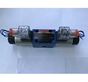 Гідророзподільники oleodinamica mozioni ВЕ6 (4WE6, РЕ6, ПЕ6) (з 2 електромагнітними) Гідророзподільники oleodinamica mozioni ВЕ6 (4WE6, РЕ6, ПЕ6) (з 2 електромагнітними)