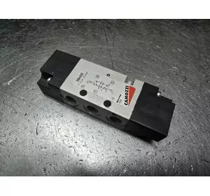 Пневморозподільник Camozzi 358-033 Пневморозподільник Camozzi 358-033