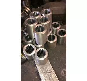 Муфта (втулка ) перехідна на насос 310.56 ( банан) Муфта (втулка ) перехідна на насос 310.56 ( банан)