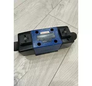 Гідророзподільник Rexroth 4WE10 M33/CW230 N9K4 MNR: R900916118 Гідророзподільник Rexroth 4WE10 M33/CW230 N9K4 MNR: R900916118