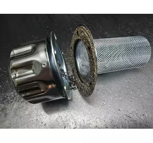 Заливна горловина із сапуном DICSA Іспанія. Діаметр — 48 мм, глибина сітки — 91 мм. 40 Мікрон Заливна горловина із сапуном DICSA Іспанія. Діаметр — 48 мм, глибина сітки — 91 мм. 40 Мікрон