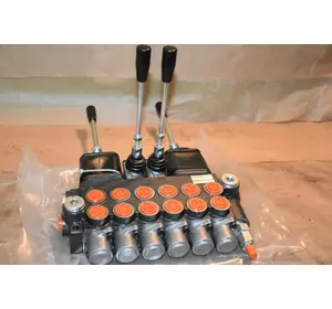 Гідророзподільник 6Р40 з джойстиком Badestnost Гідророзподільник 6Р40 з джойстиком Badestnost