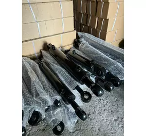 Гідроциліндр ЦС 80х40х200х445х30 Польща Гідроциліндр ЦС 80х40х200х445х30 Польща