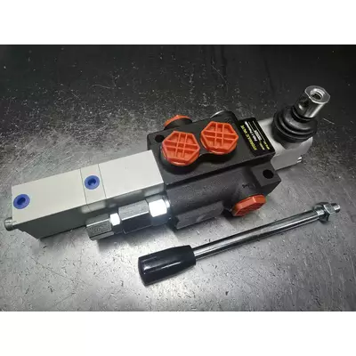 Гидрораспределитель 1Р80 с пневмоуправлением на подъем кузова 1 секционный 80-100 л/мин Корея