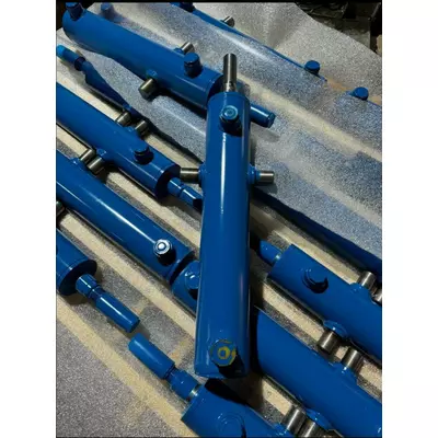 Гідроциліндр на Львівський навантажувач ЦС 63.32.280.492 посилений шток ( покращений Ц 63х30х280)