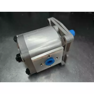 Насос НШ16-3 правого обертання люкс виробництва Польща