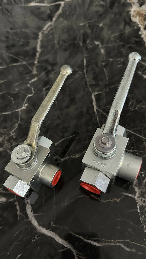 Купить Кран шаровый гидравлический 3х ходовой 1/2" KHB3K-G1/2 DN13 500 ...